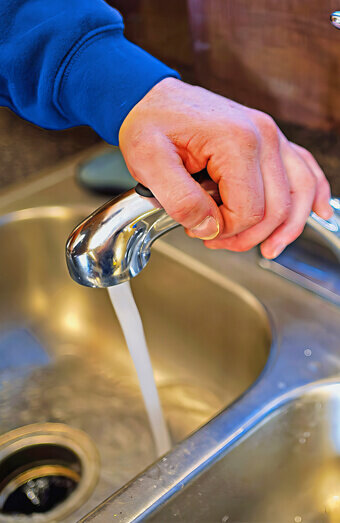 https://blockeddrainsmaylands.com.au/uploads/2025/07/blocked-sink-48497.jpg
